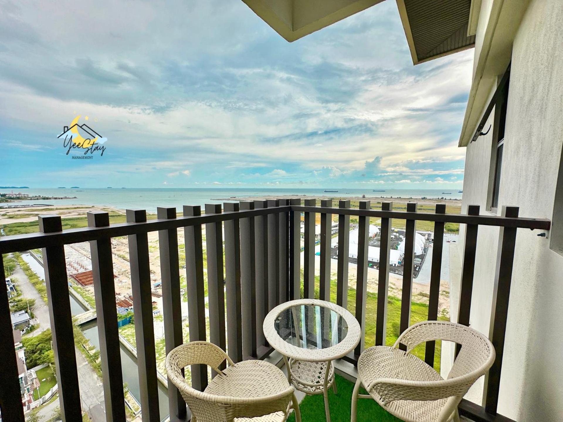 Seaview Poolview Cityview Baliresidence Video Game 5Minjonker Malacca エクステリア 写真